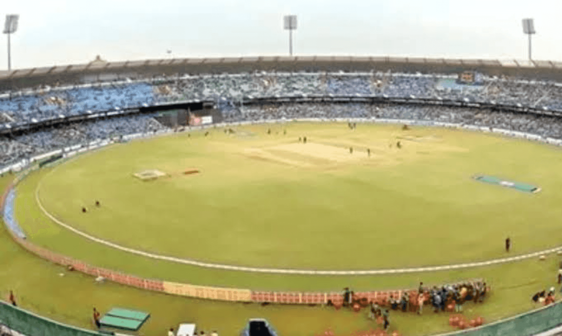 IPL सुरक्षा व्यवस्था : IPL मैचों के लिए नवा रायपुर तैयार, सुरक्षा और ट्रैफिक व्यवस्था पर प्रशासन सख्त
