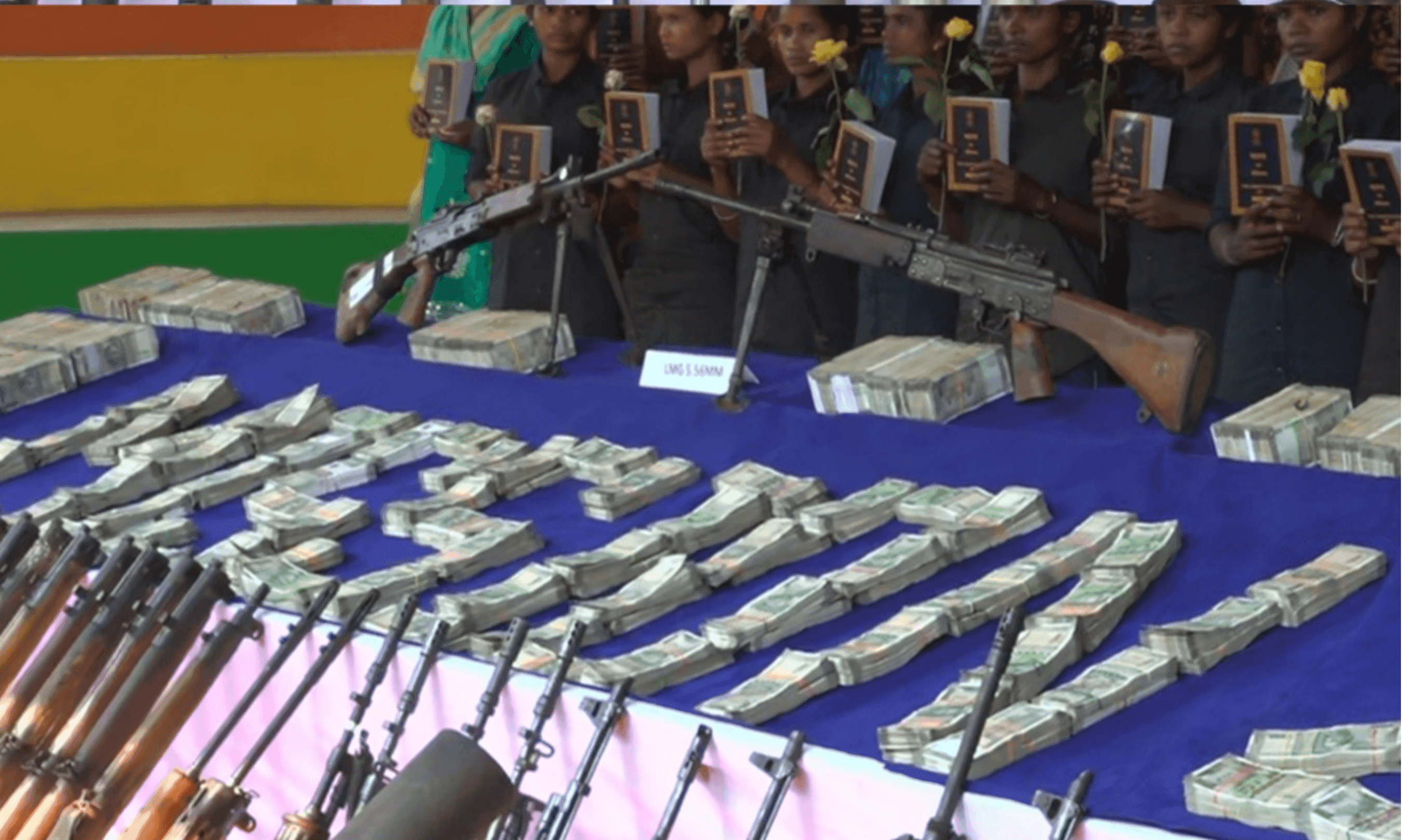 बस्तर में बदलाव की बयार: 108 माओवादियों का ऐतिहासिक आत्मसमर्पण, CM साय बोले— "बंदूक हार रही, विश्वास जीत रहा"