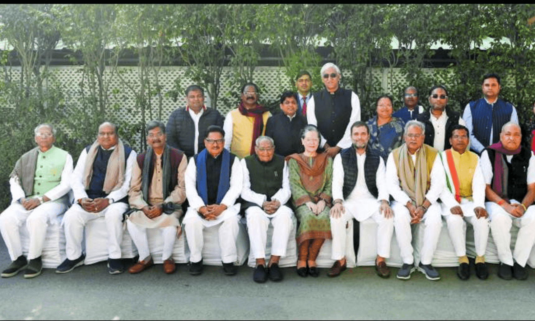 छत्तीसगढ़ कांग्रेस में बड़े बदलाव की आहट; दिल्ली में राहुल और सोनिया गांधी लेंगे अहम बैठक