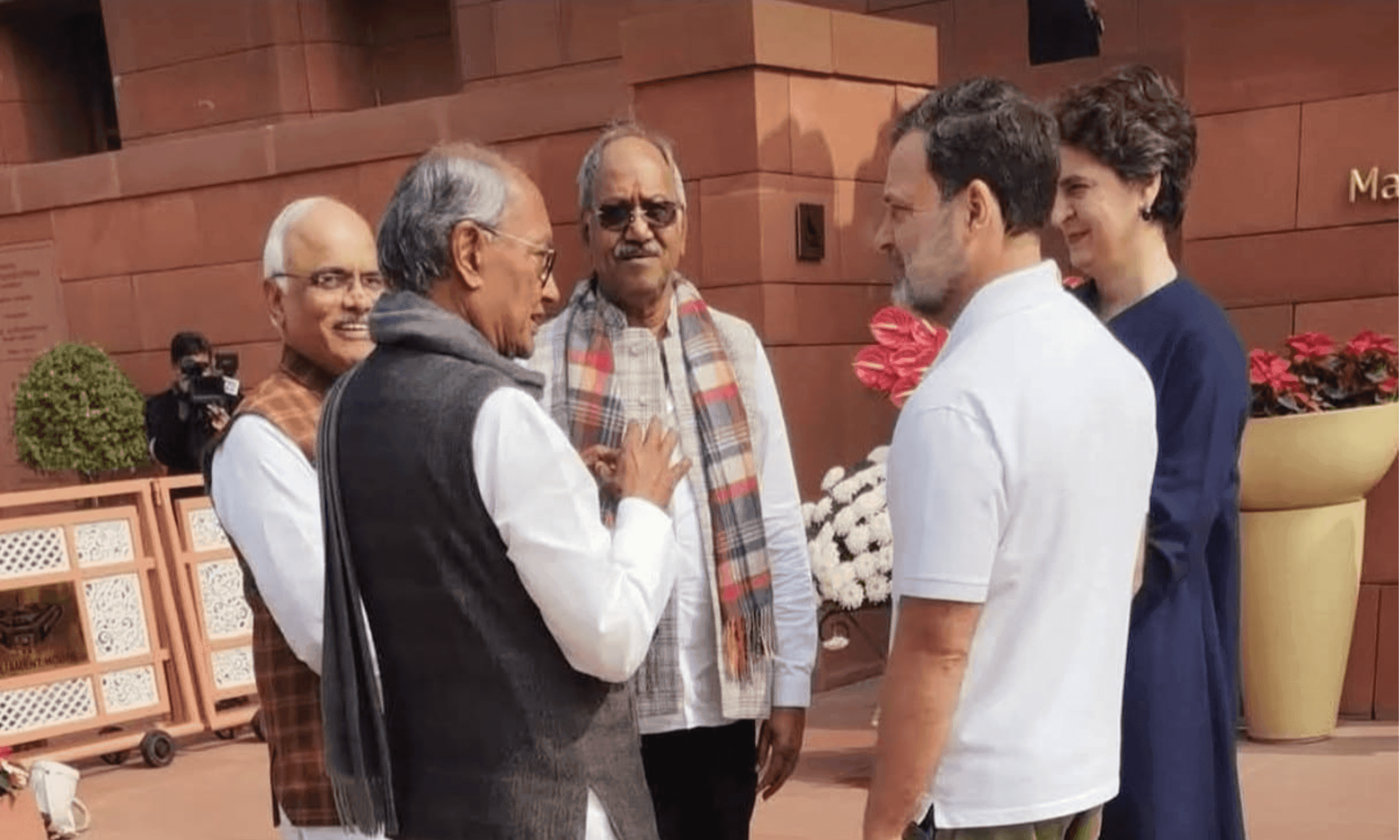 दिल्ली में राहुल गांधी और बृजमोहन अग्रवाल की मुलाकात से सियासी हलचल; भाजपा-कांग्रेस में वार-पलटवार