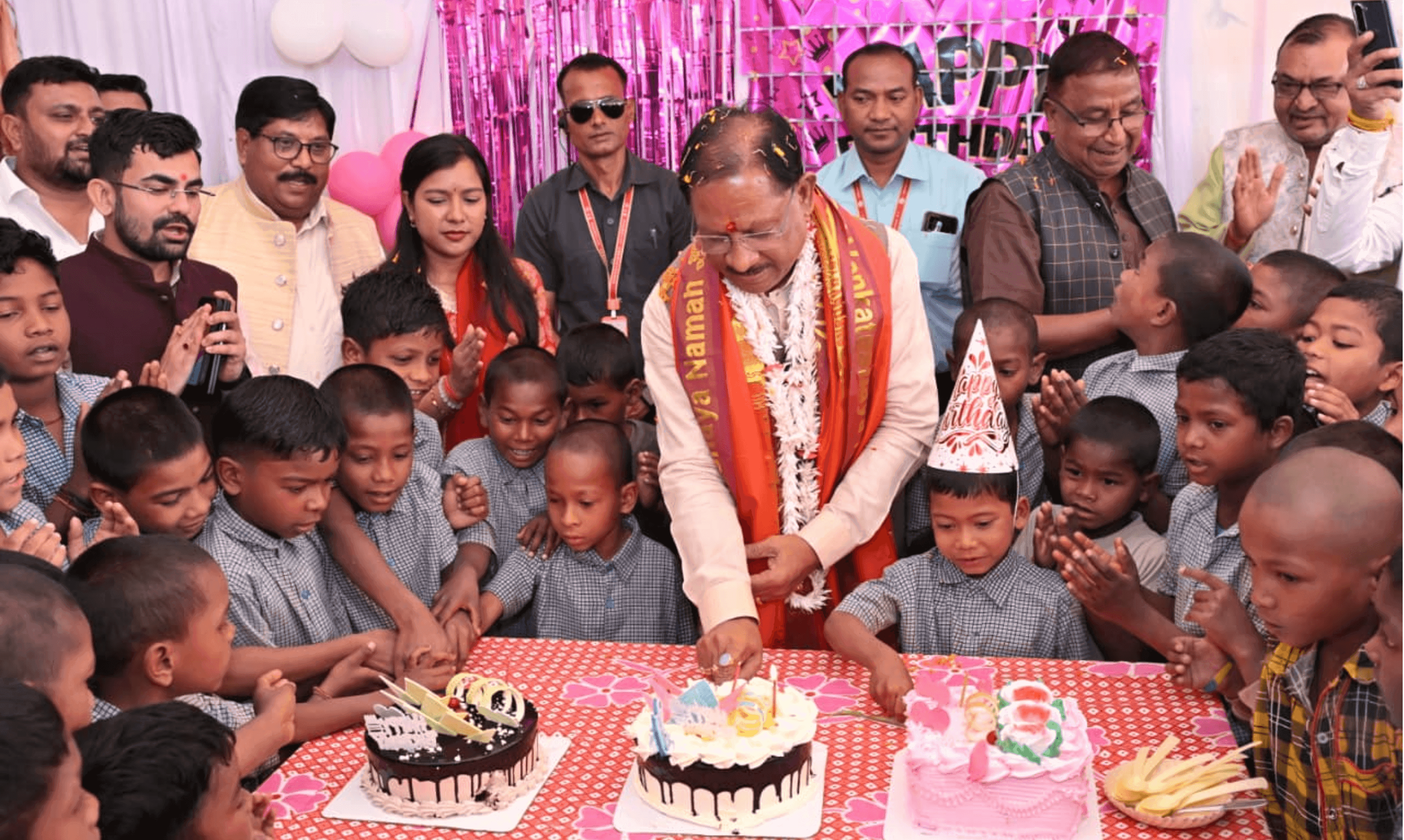 सादेपन और स्नेह की मिसाल: बच्चों के संग मुख्यमंत्री साय ने मनाया अपना 62वां जन्मदिन