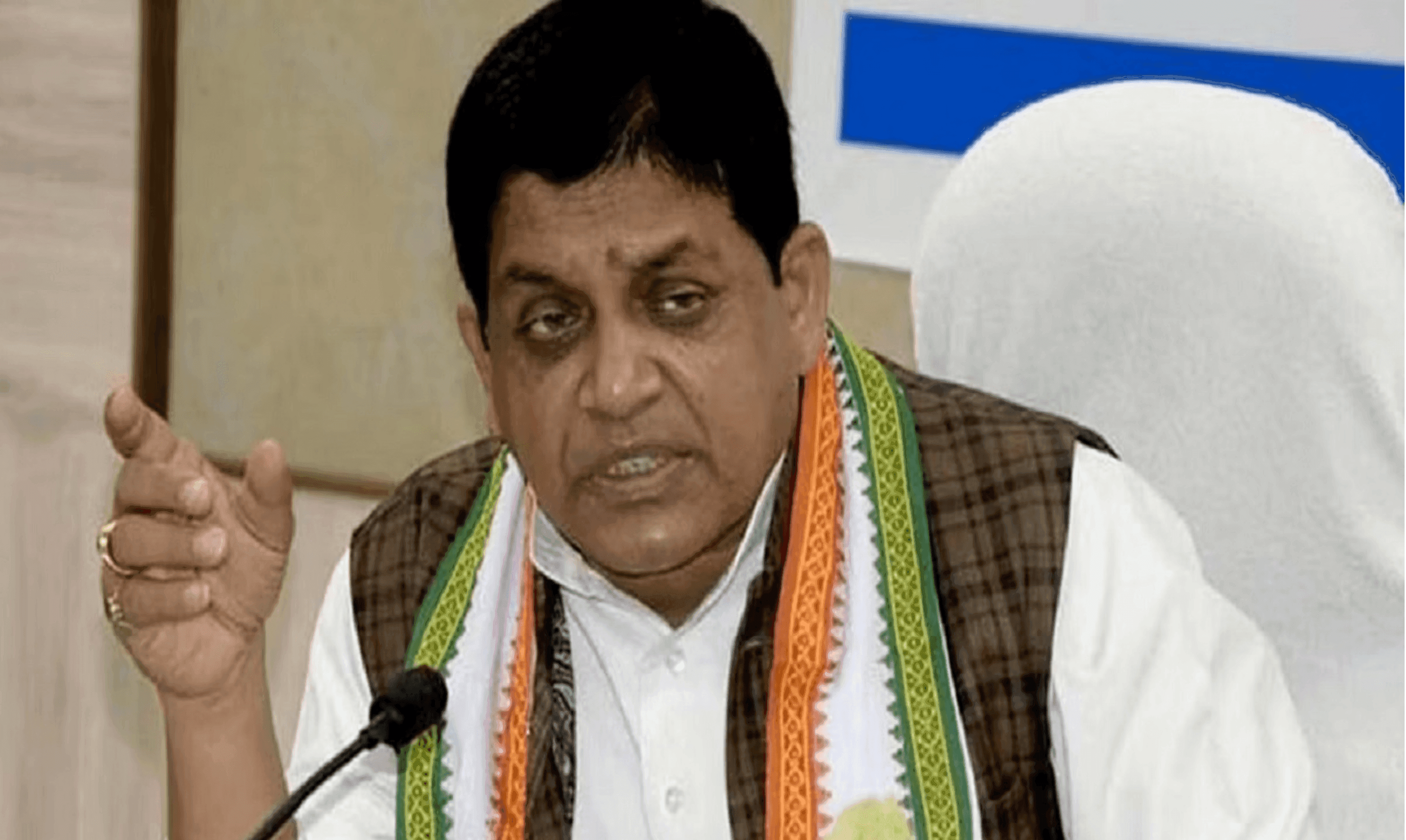 पूर्व मंत्री शिवकुमार डहरिया का सरकार पर तीखा हमला; नक्सलवाद, अफीम और ऑडिट गड़बड़ी पर घेरा