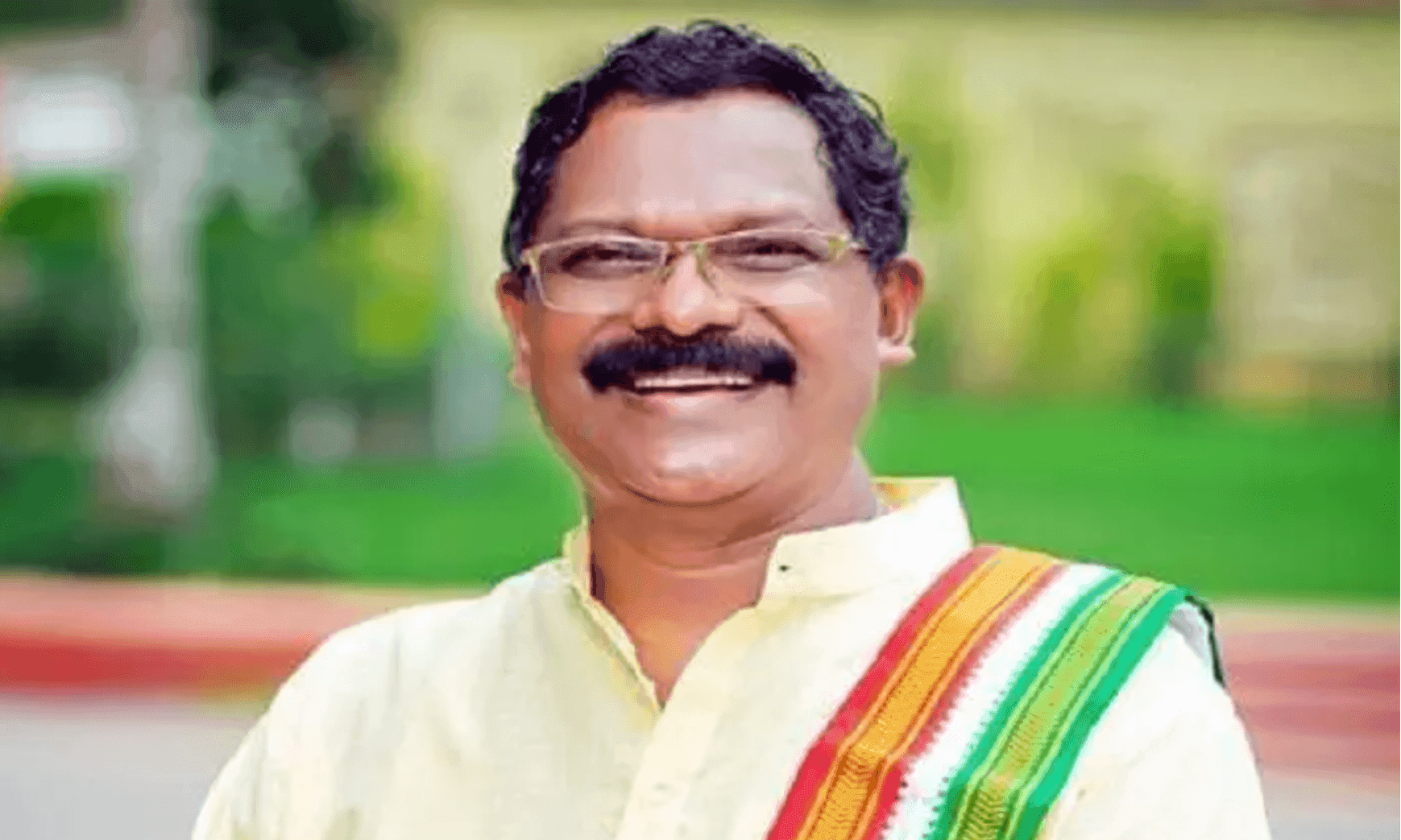 बस्तर में हिडमा के समर्थन में गूंजे तराने, पूर्व मंत्री अमरजीत भगत के बयान ने मचाया सियासी घमासान